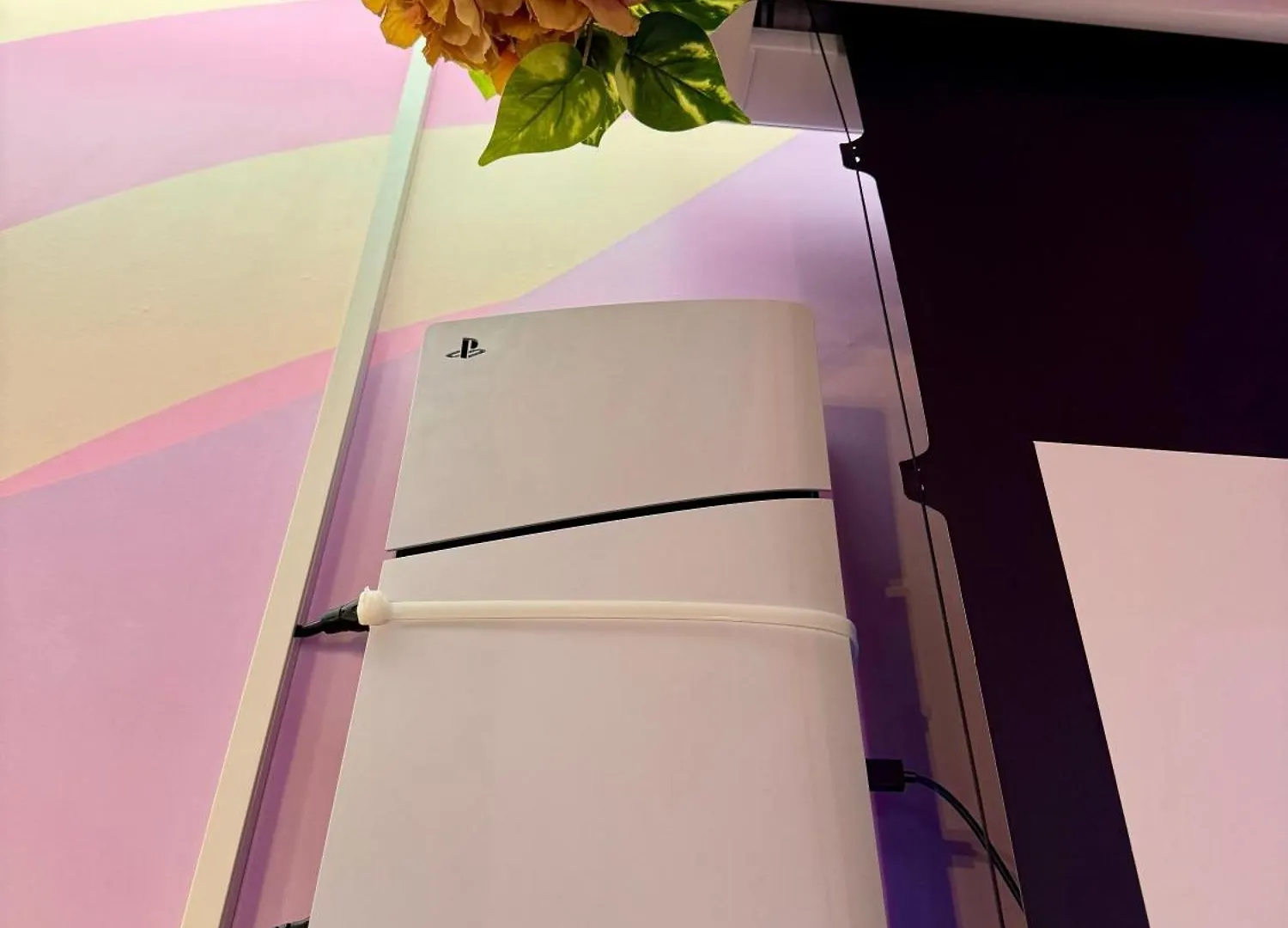 Capsule Flora Business Bay View Burj Khalifa-Pool Table-Game Arcade-Projector-Playstation 5 Lägenhet Dubai 0*,