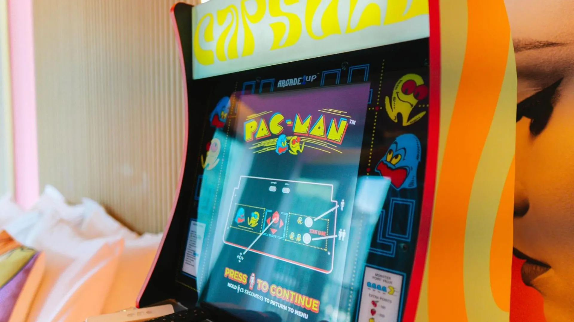 Capsule Flora Business Bay View Burj Khalifa-Pool Table-Game Arcade-Projector-Playstation 5 Lägenhet Dubai