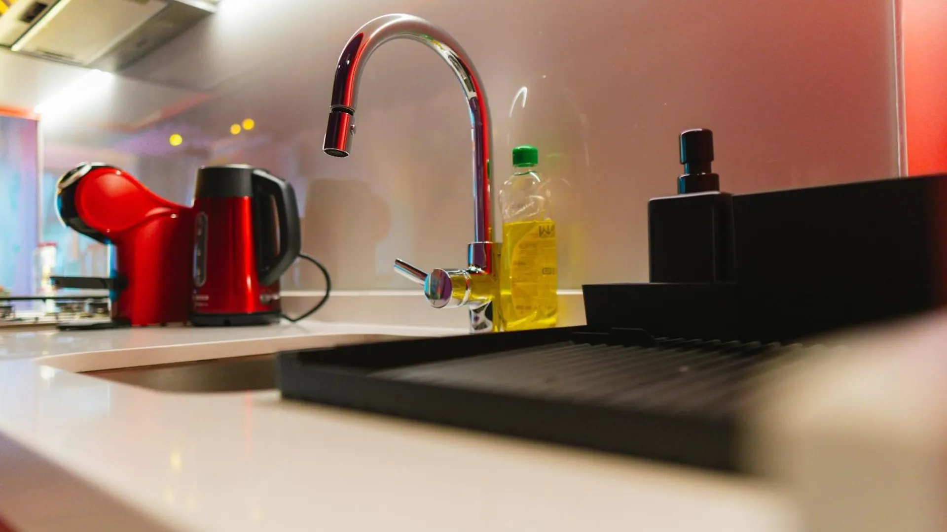 Capsule Flora Business Bay View Burj Khalifa-Pool Table-Game Arcade-Projector-Playstation 5 Apartment Dubai